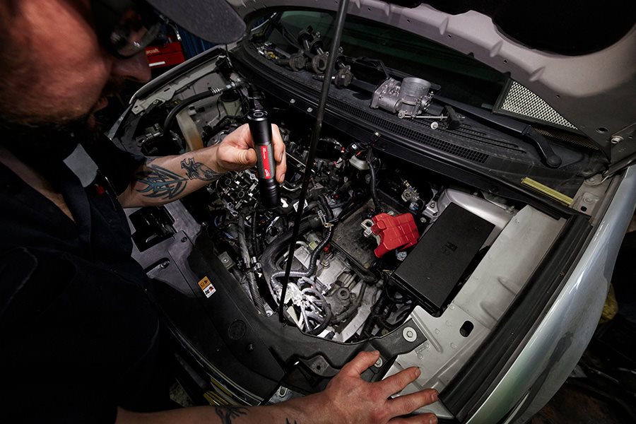 Milwaukee Tool's Newest REDLITHIUM™ USB Flashlight Provides Fast