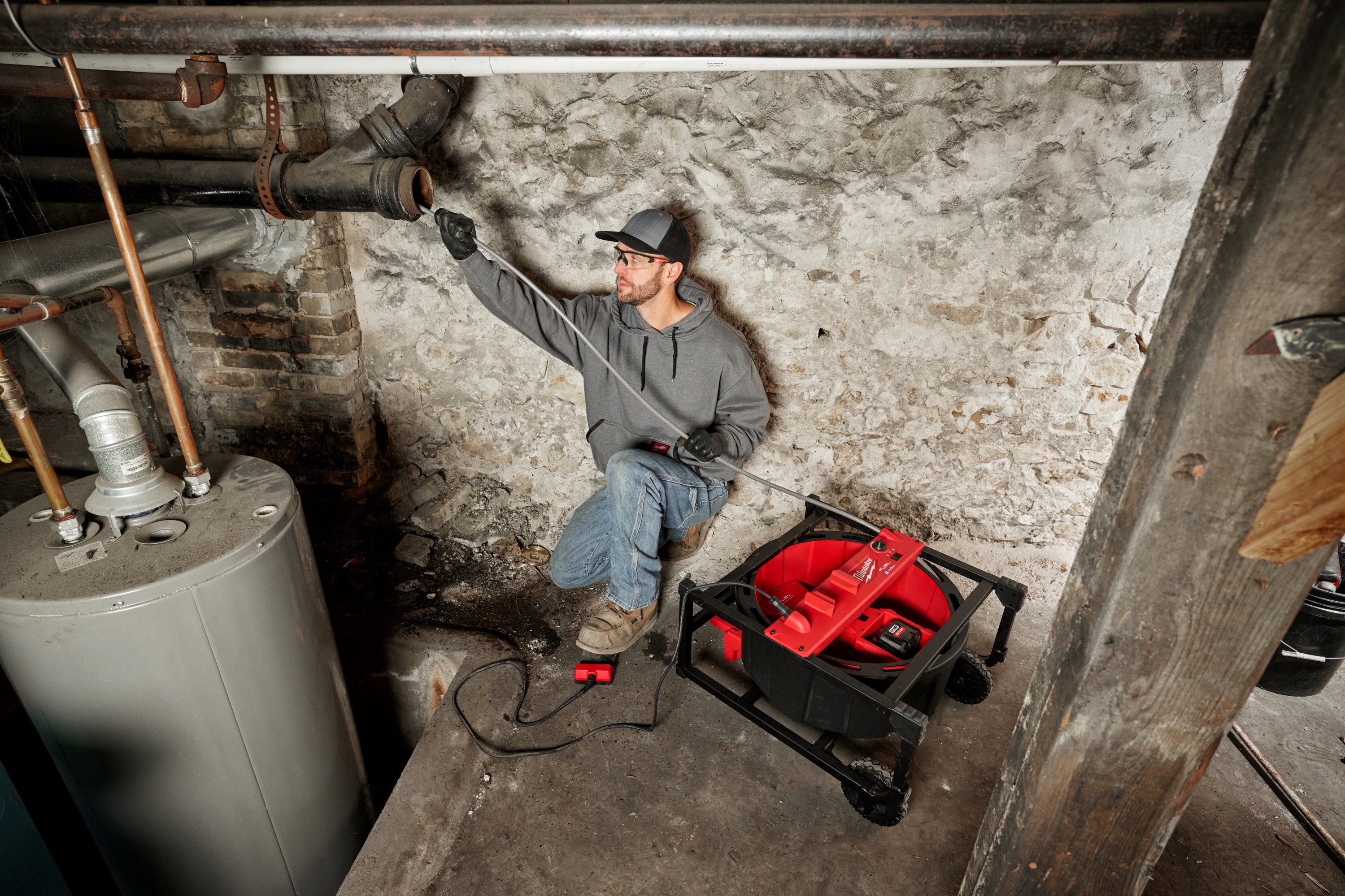MILWAUKEE Introduces M18 High Speed Flexible Shaft Machine Delivering Best in Class Performance Milwaukee Tools Europe